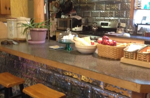 Superior Cabin | Family Size Modern Log Vacation Cabin, one pet allowed, 30 pound max. Pet fee.