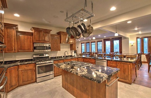 Garden City House | Family Time Lodge: Indoor Playland, Theater Room, Game Room, 10 Master Suites