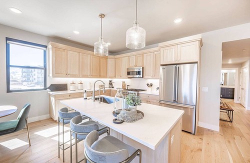 Park City Condo | *Flash Sale* Still Need 4th of July Plans?