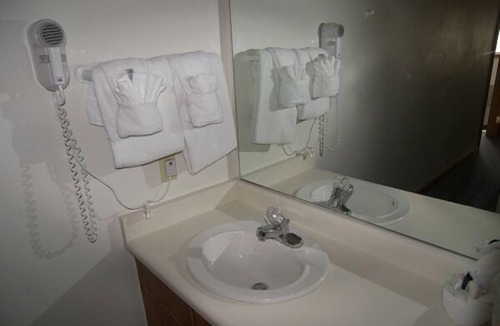 East Village at Copper Hotel | Fox Pine Lodge Hotel Room 2