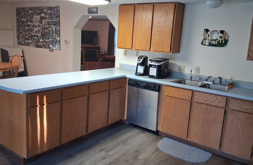 Loon Lake House | Fun Family Get-Away in Loon Lake, WA. Private year-round home that sleeps 14-16.