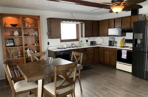 Georgetown House | Georgetown Lake Lookout - Amazing Lake Views and Year-Round Fun!