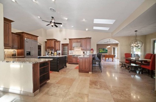 Scottsdale Foothills House | Golf CourseHeated PoolSpaPool Table