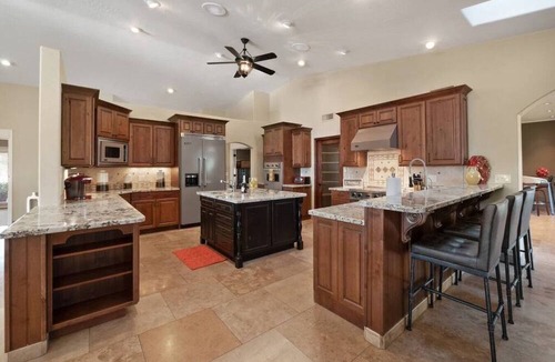 Scottsdale Foothills House | Golf CourseHeated PoolSpaPool Table