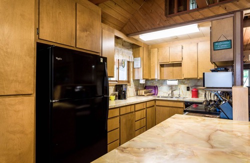 Rollins House | Grandma's cabin in the woods on the lake!