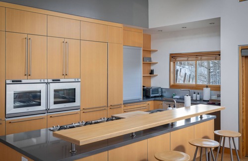 Timber Ridge House | Gray Mill House by Curate Telluride-NEW Remodel, Hot Tub, Grill, Views, Lux Home