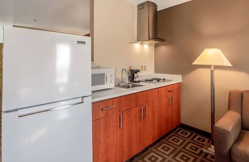 Kennewick House | Great Relaxing Overnight Stay! 3 Comfortable Units, Close to Tri-Cities Airport