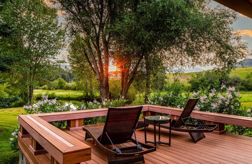 Bozeman House | Green Mountain Ranch - Perfect home for your spring family gathering!