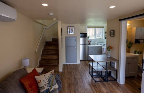Lower Rattlesnake House | Greenough Loft
