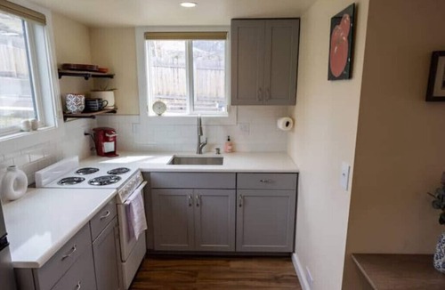 Lower Rattlesnake House | Greenough Loft