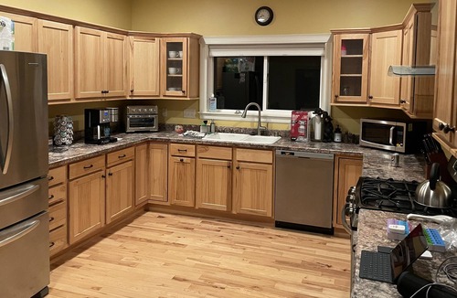 Darby House | Group Basecamp for Mountain Getaway overlooking Trapper Peak w/Wifi