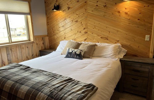 Three Forks Other | Guesthouse Farm Stay Near the Madison River!