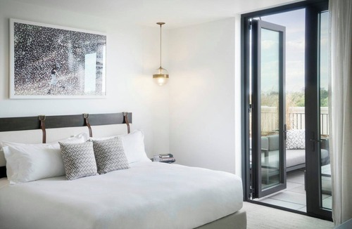 Cherry Creek Hotel | Halcyon, a hotel in Cherry Creek, Denver