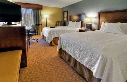 Arlington Hotel | Hampton Inn Jonesville Elkin