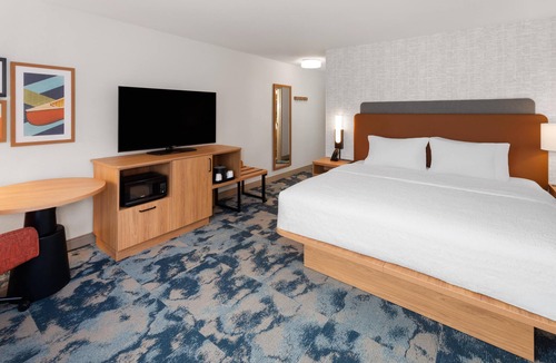 Alexandria Hotel | Hampton Inn & Suites Alexandria