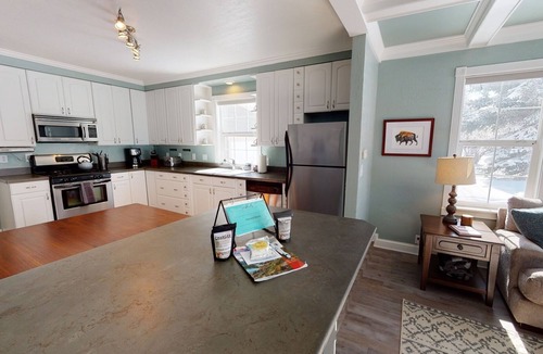 Red Lodge House | Harvest Moon is residential gem, quaint, cozy, hot tub, near downtown Red Lodge!