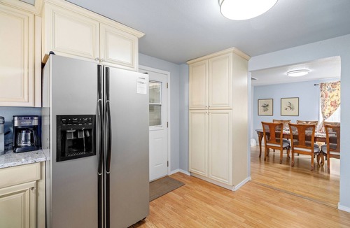 Coeur d'Alene House | Heated Pool & Hot Tub | Modern Family Retreat