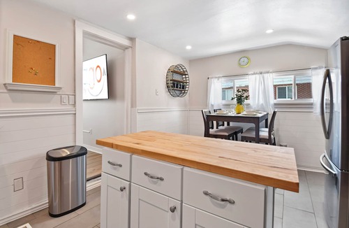 Heber House | Heber cutie, pets ok, hot tub, sleeps 5, fire pit