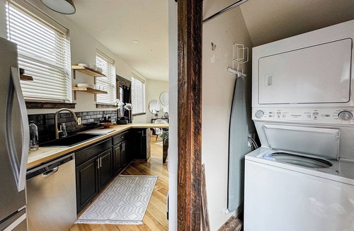 East Missoula House | HELLGATE CANYON VIEWS AND CLOSE TO DOWNTOWN