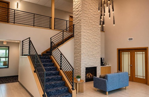 Dickinson Hotel | Heritage Hotel and Suites