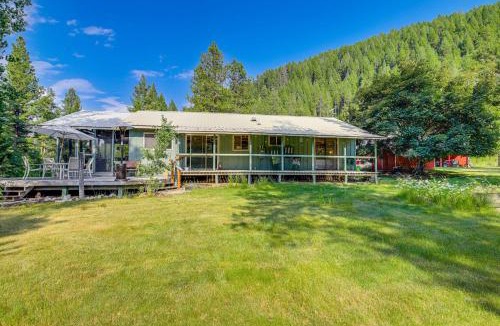 Sula House | Hiking, Hunting and Skiing Serene Sula Cabin