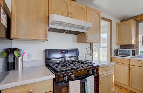 Ennis House | Historic Downtown Ennis Escape