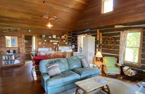 Polson Cabin | Historic Restored 1200 Sf Log Lodge Overlooking Flathead Lake