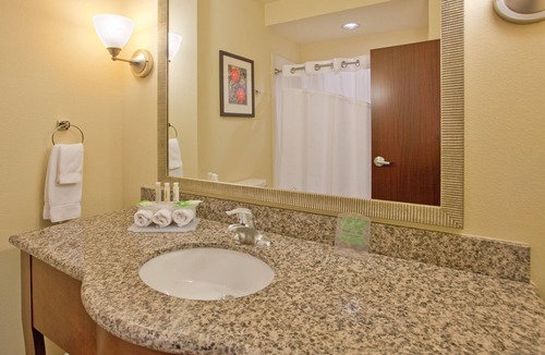 Gallup Hotel | Holiday Inn Express Hotel & Suites Gallup East by IHG