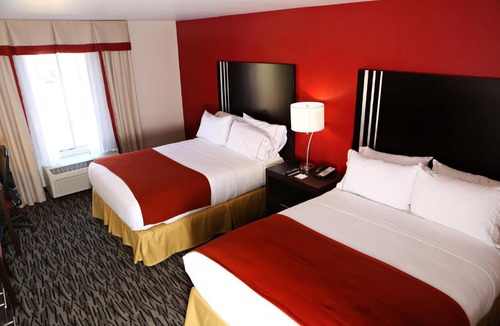 Sumter Hotel | Holiday Inn Express Hotel & Suites - Sumter by IHG