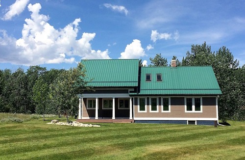 Red Lodge House | Hot Tub & Fireplace, sits on 35 acres-Tight Lines
