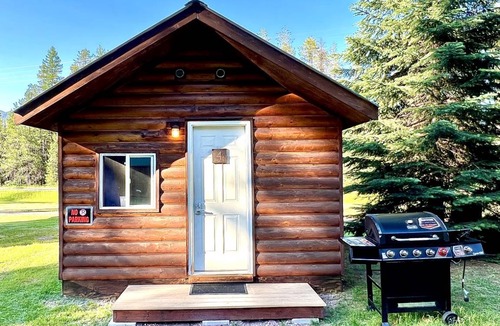 West Glacier House | House ∙ 1 bedroom ∙ 2 guests