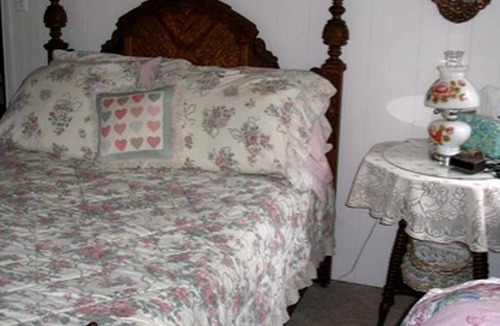 Kalispell House | House ∙ 1 bedroom ∙ 2 guests