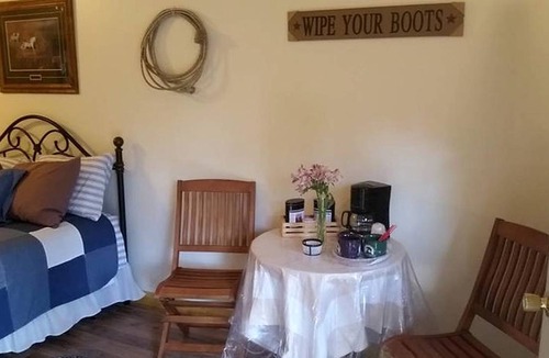 Kalispell House | House ∙ 1 bedroom ∙ 4 guests