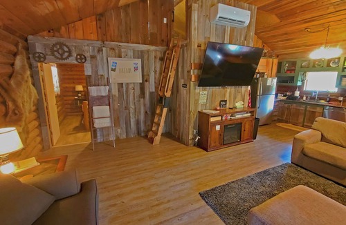 St. Regis Cabin | Huckleberry Cabin ~ Fish, Ski, Golf, Play, Relax! St Regis, Montana