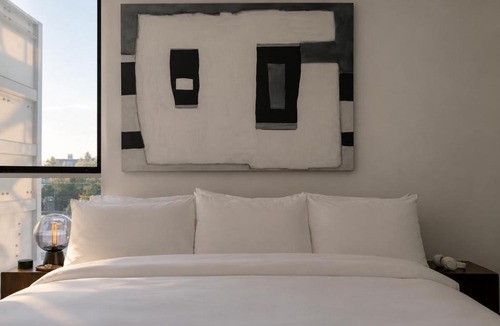 Evans Churchill Apartment | Ida Phoenix