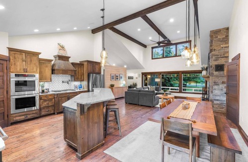 Dalton Gardens House | Idaho Homestead Retreat | Hot Tub, Sleeps 16