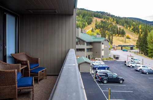 Whitefish Condo | Immaculate condo in the heart of Whitefish Mountain Resort Village -Skiing is just a few steps away