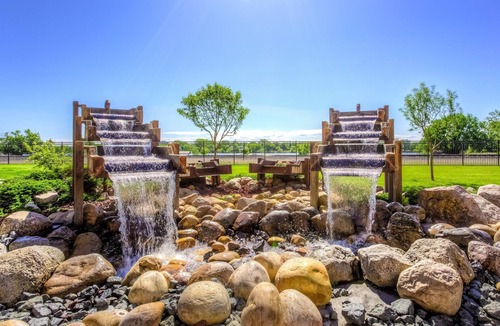 Great Falls Condo | Indoor Pool & Hot Tub. Free Breakfast. On the Missouri River.