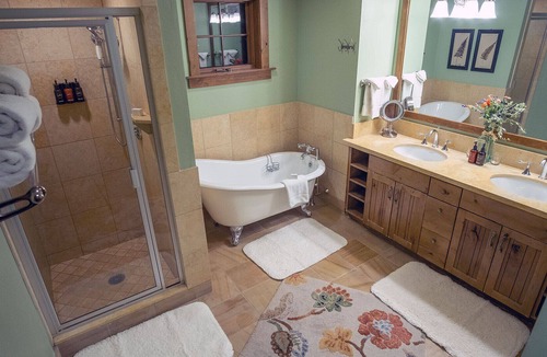 Teton Village Villa | JACKSON HOLE, TRUE SKI-IN, SKI-OUT LUXURY RESORT