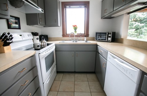 Teton Village Condo | JHRL - Rendezvous B4, Comfortable Slope-side Condo, Hot tub next door
