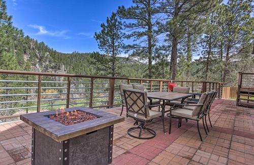 Keystone Cabin | Keystone Cabin w/Mount Rushmore Views