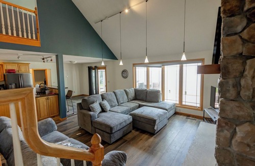 Osakis House | Lake Osakis Family Getaway: Game Room, Dock