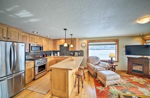 Sandpoint House | Lake Pend Oreille Condo w/Porch & Mountain View!
