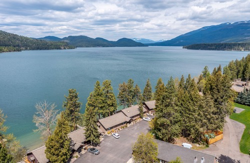 Whitefish Condo | Lakefront Condo with Great Views & Pool/Hot Tub/Sauna - Near Skiing