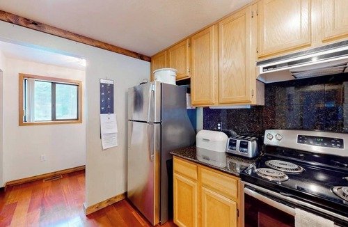 Bonner County Cabin | Lakefront hideaway with games, grill, smart TVs, mountain views, & AC