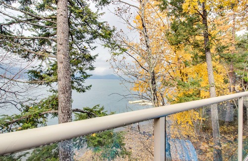 Whitefish Condo | Lakeside condo with pool, hot tub, sauna & beach access