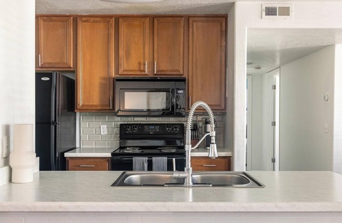 Herriman Apartment | Landing | Amazing 2BD, Clubhouse, Game Room