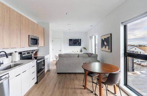 Bozeman Apartment | Landing | Chic 2BD in Downtown Bozeman