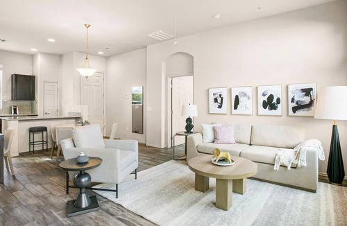 People's Freeway Apartment | Landing | Stunning 1BD, Courtyard, Yoga Studio