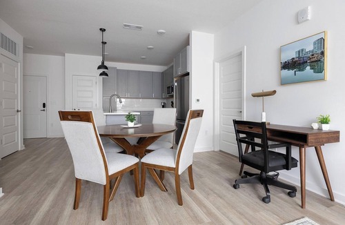 Broomfield Apartment | Landing | Stylish 2BD, Yoga Studio, Gym